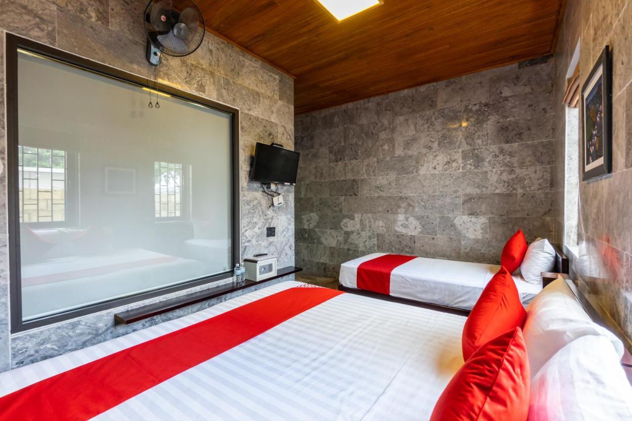 Oyo 467 Hoi An Twin Lake Villa Екстер'єр фото